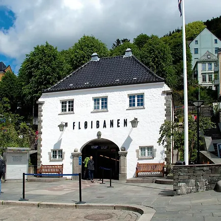 아파트 Behind Bryggen In 베르겐