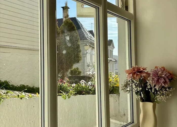 아파트 Behind Bryggen In *