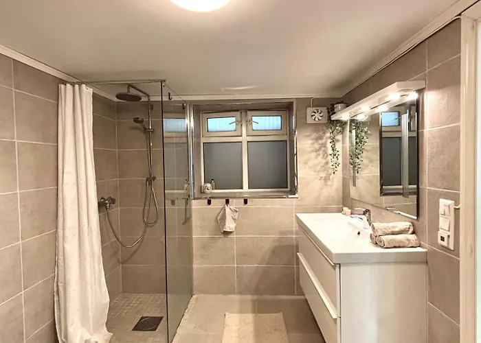 Behind Bryggen In 베르겐